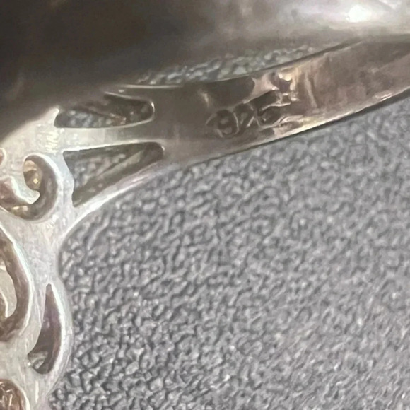 Sterling Silver Openwork Marcasite Shield and Mother of Pearl Cocoon Ring SZ 6 - Picture 9 of 12